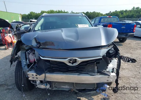 2023 Toyota Highlander Xle z USA, uszkodzony, nr VIN 5TDKDRAH4PS028364